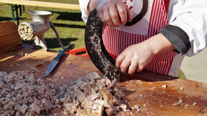 ‘Celebrity Cannibalism’ coming to Channel 4 later this year