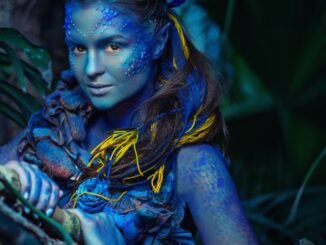 delaying avatar. Na'vi woman in magical forest. Cosplay