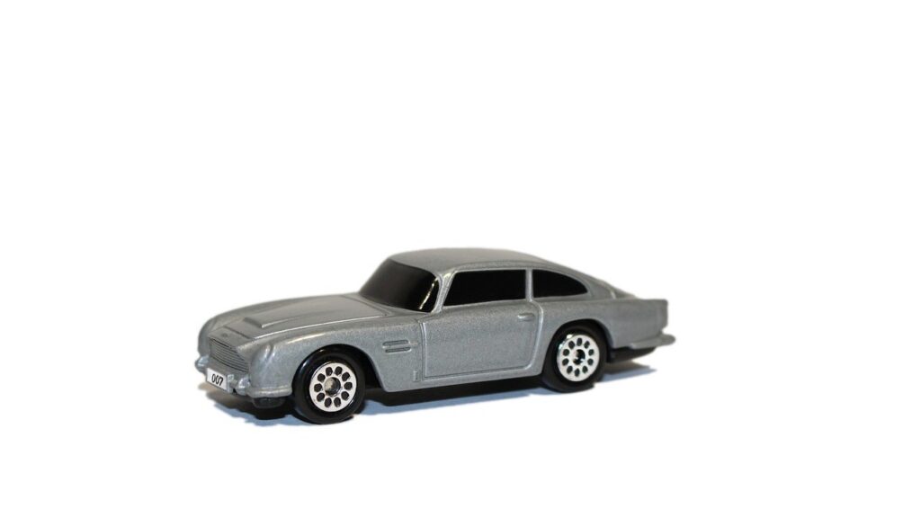 james bond car